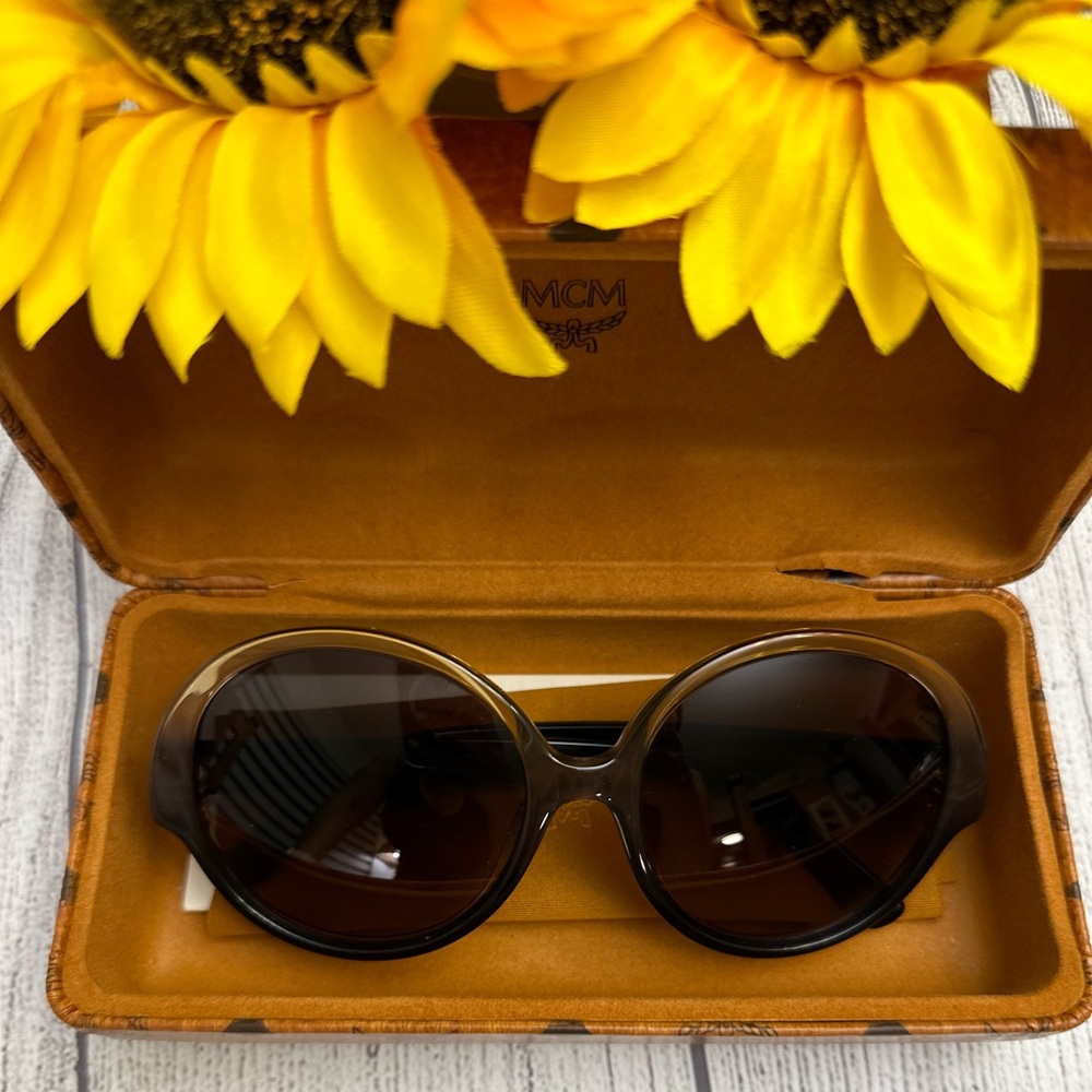 MCM sunglasses - Picture 7 of 12